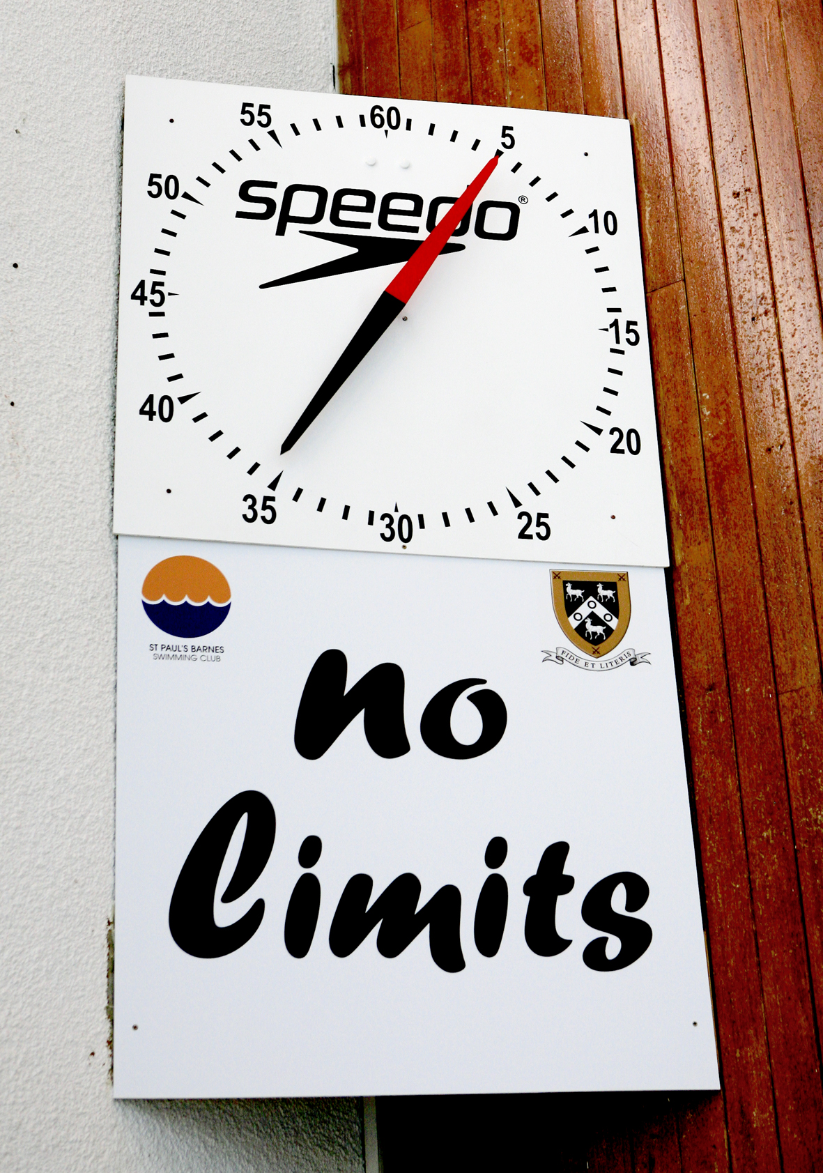 Pool clock Pool clock